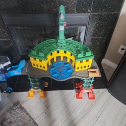 THOMAS TRAIN SET