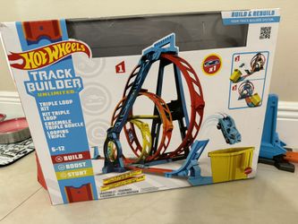 Hot Wheels Triple Loop Kit - Track Builder