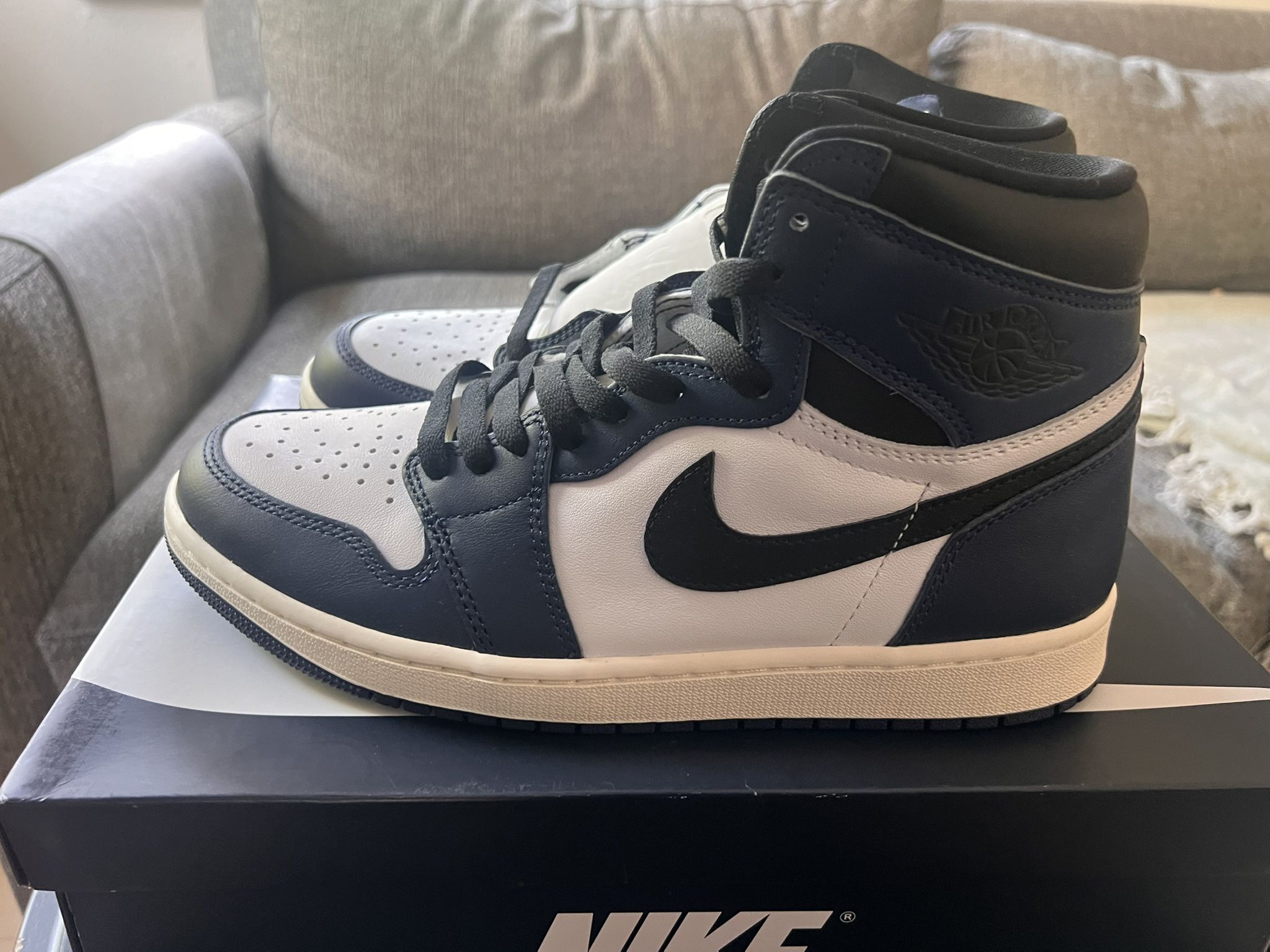 ‼️Jordan 1 Retro High OG Midnight Navy Size: US M 6 / Women 7.5. Brand new with box