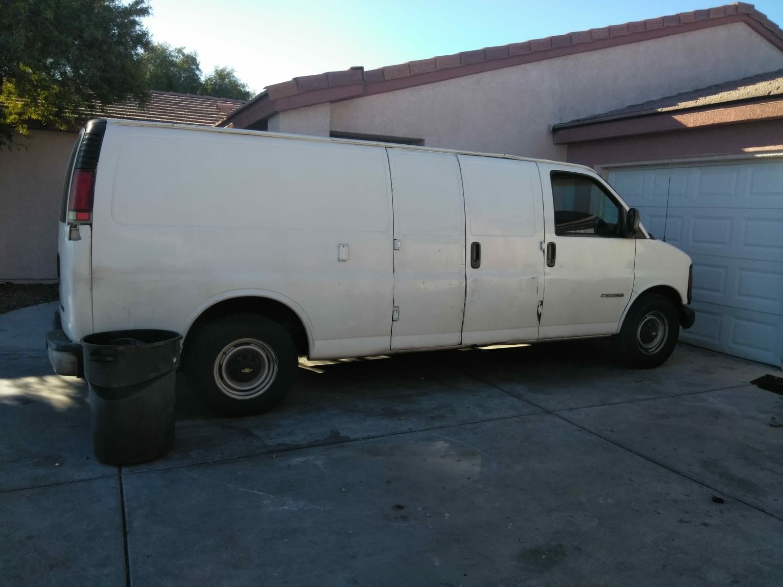 2000 Chevrolet Express 2500