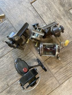 Fishing reels