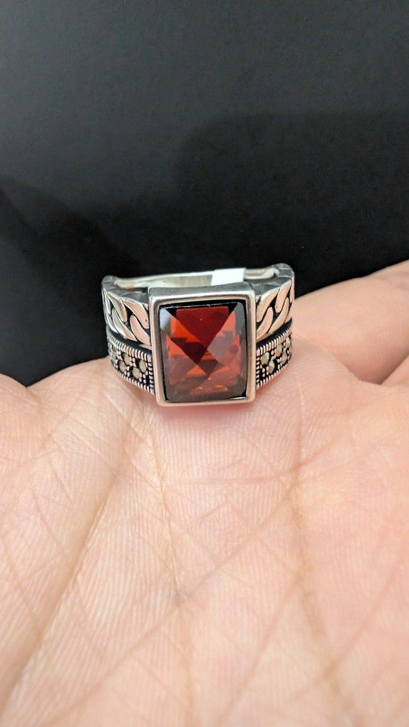 Solid .925 Sterling Silver Ring