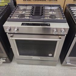 KITCHEN AID DOWN DRAFT DUAL FUEL RANGE OPEN BOX ITEM  C
