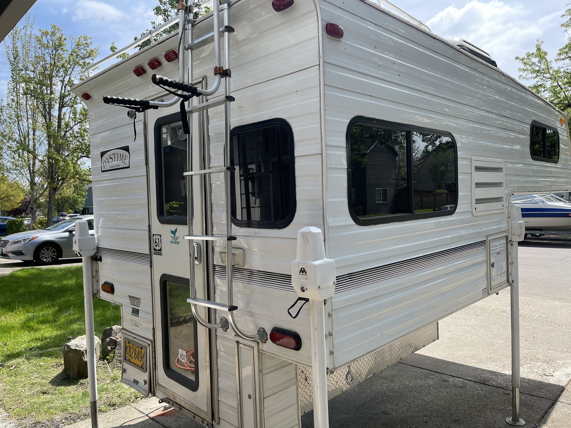 2014 Pastime Camper Model 850