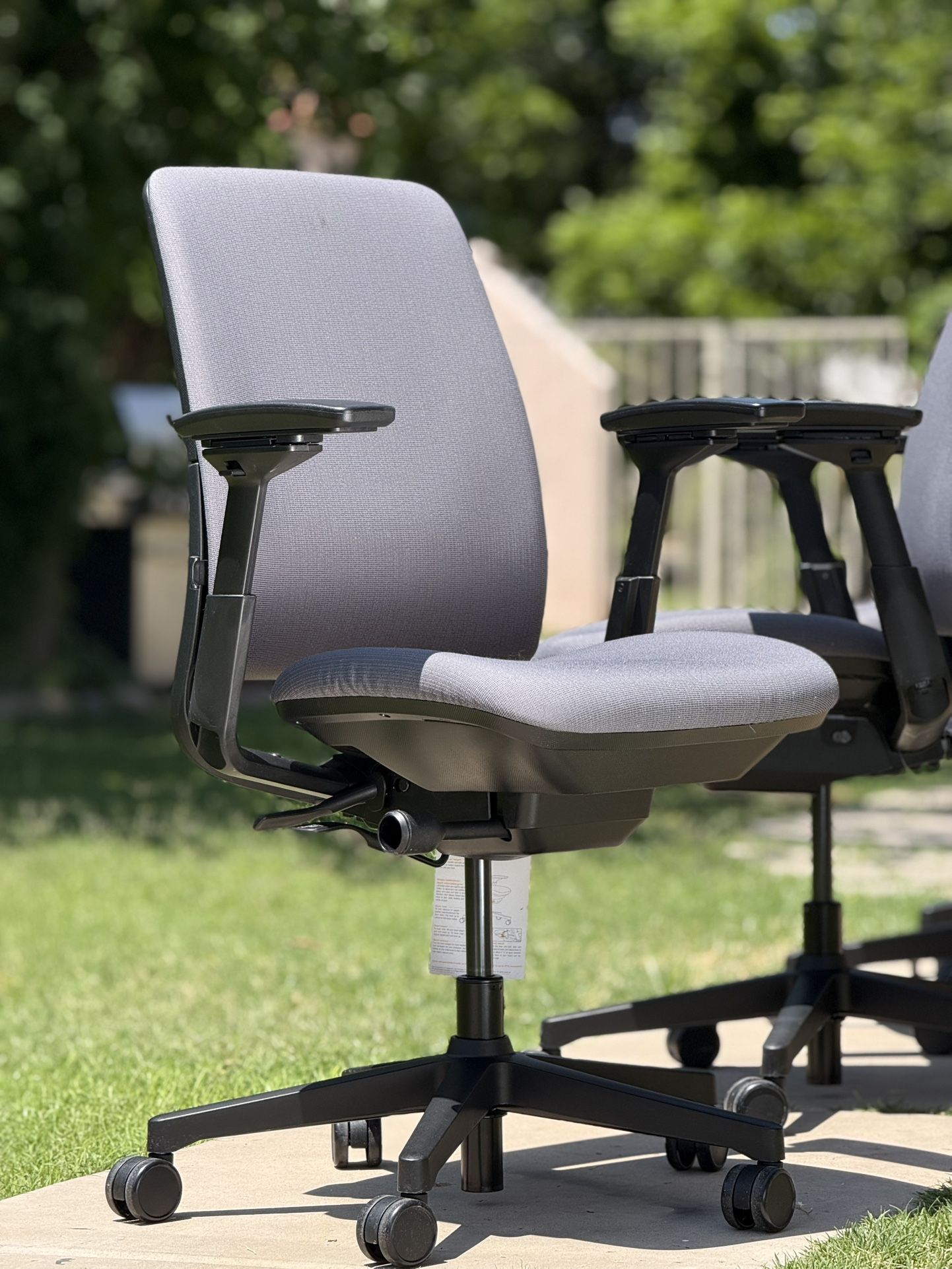 2018 Steelcase Amia Gray Office Gaming Chair