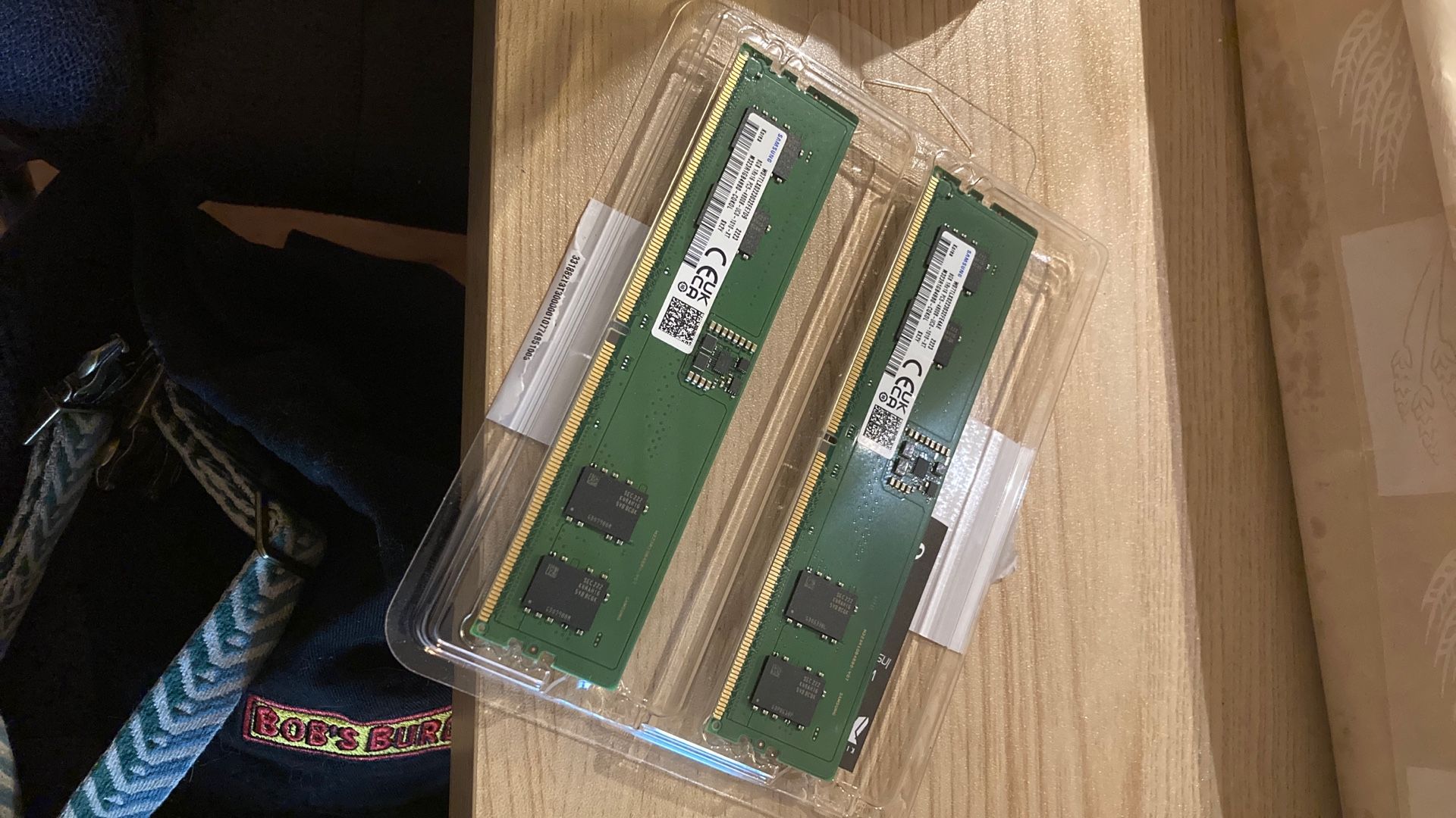 16gb (2x8gb) Samsung 4800mhz DDR5 desktop RAM