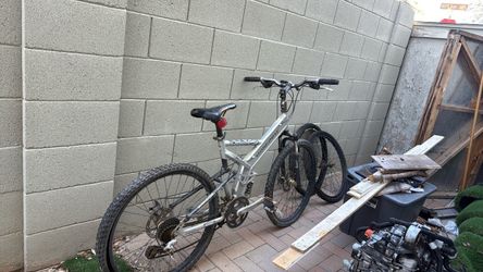 Mongoose Full Suspension Mountain Bike