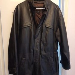 Wilson's Quality Gorgeous Leather Grain Jacket. Awesome Stitching & Great Design For Men & Women