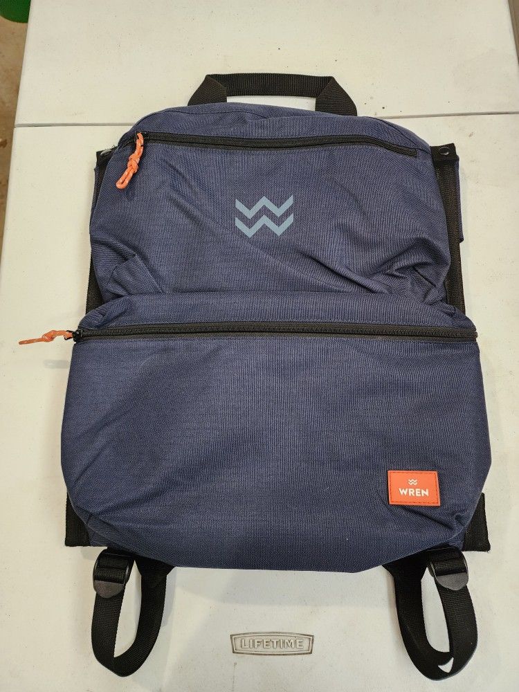 Wren Backpack Cooler Chair