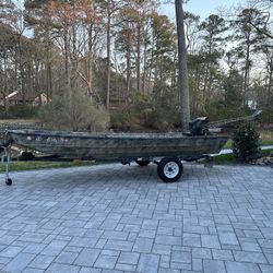 Duck Boat With Mud Motor