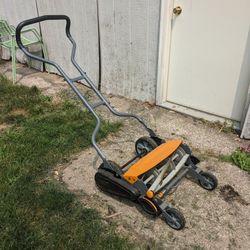 Fiskars Reel Mower