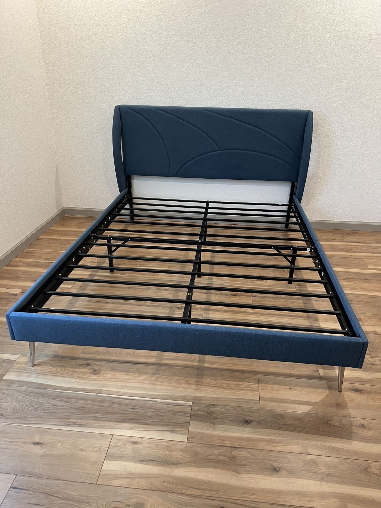 New In BOX Blue Upholstered Queen Platform Bedframe $175