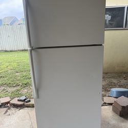 Whirlpool 18 cu. ft. Refrigerator
