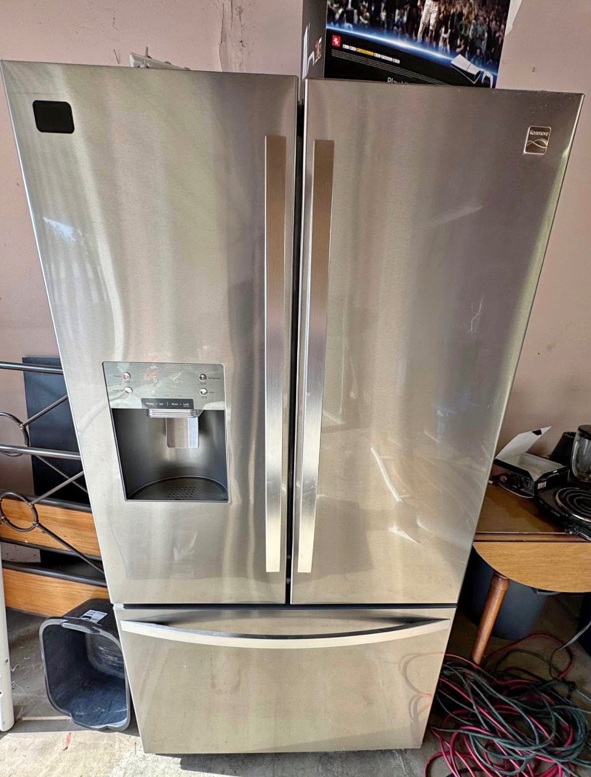 Refrigerator