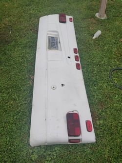 Rear camper bumper