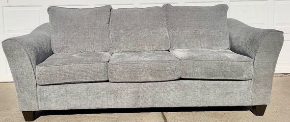 Peak Living Gray 3-Seat Sofa – Model 4553