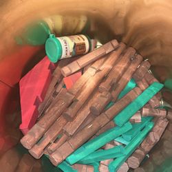Vintage 2000 Lincoln Logs