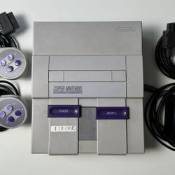 Complete Super Nintendo SNES Console Bundle - 2 Controllers + 16 Games + Cables – Works Great!