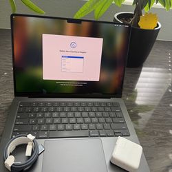 MacBook Pro M4 16GB 512GB