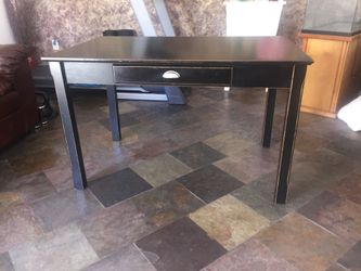 Black Desk