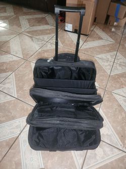 Black laptop briefcase carry on