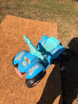 Moana kid trax quad ride on