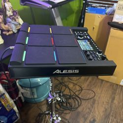 Alesis  Strike Multiple Percussion Pad