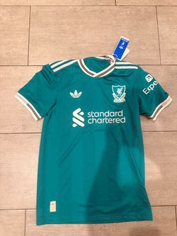 Authentic player version (real) Liverpool kit