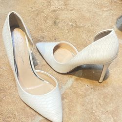 Jessica Simpson White faux Snakeskin Leather Heels - 6 (36 1/2)