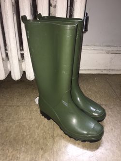 Rain boots
