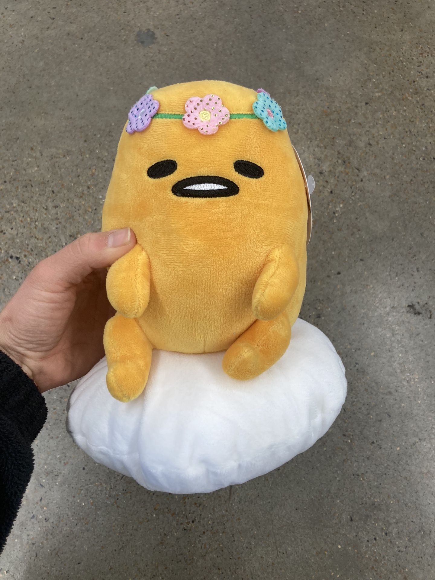 NWT Gudetama The Lazy Egg Soft Toy