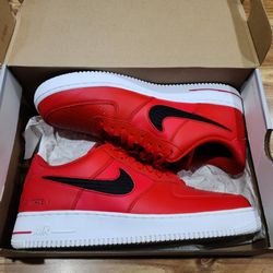NIKE AIR FORCE 1 '07 LV8 (LIKE NEW) $60