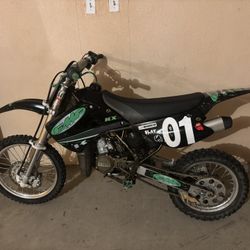 2005 KX85 