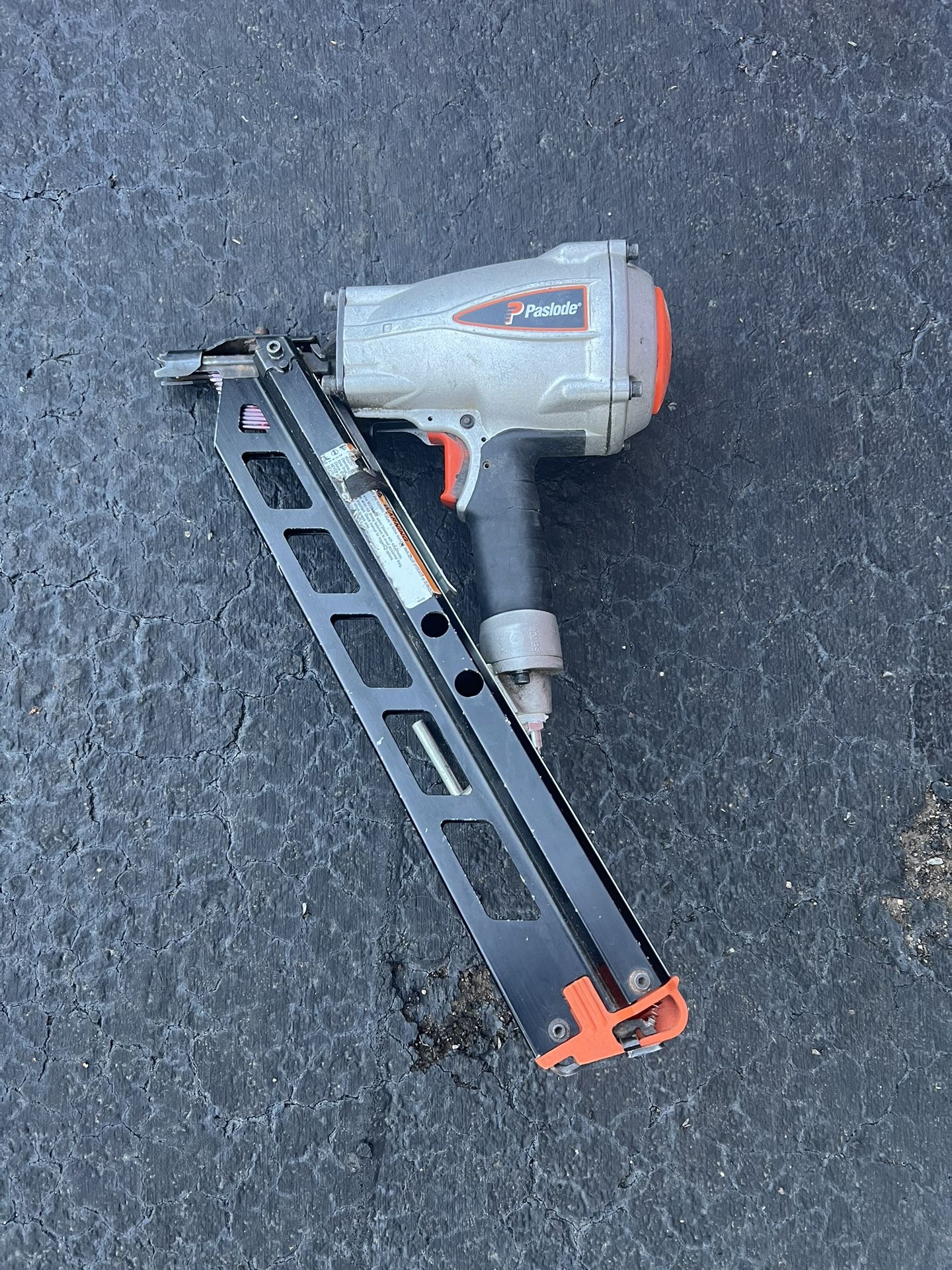 Paslode Framing Nail Gun