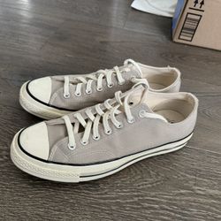 Converse Size 8.5 Men