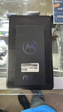 Razr Plus 2023