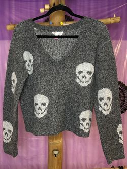 Gray Sweater With White Skulls