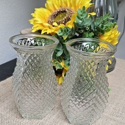 Hoosier Glass Set Of 2 Vases Diamond Point Pattern