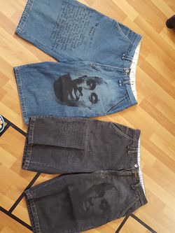 Makaveli 2pac jean shorts.