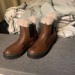 Womens Size 8 Boots
