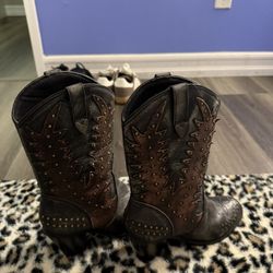 Dingo Boots Size 7.5