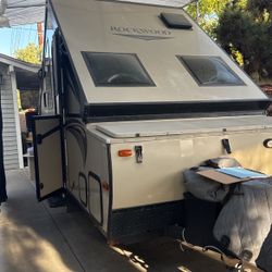 2015 Rockwood Camper Trailer 