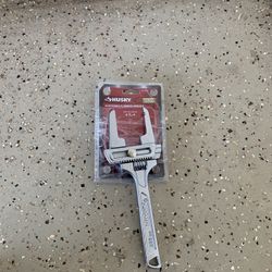 ADJUSTABLE  PLUMBERS WRENCH