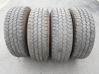 (4) LT285/70R18 Goodyear Wrangler All Terrain