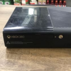 XBOX 360  Video Game Console