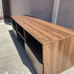 TV Desk