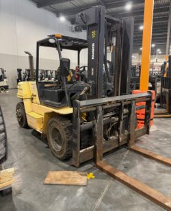 Clark Hamech 15,500lb Pneumatic 