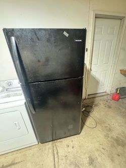 Home refrigerator
