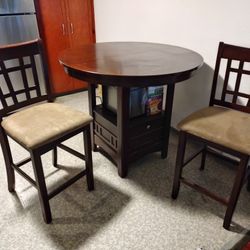 Coaster Table and 4 Chairs