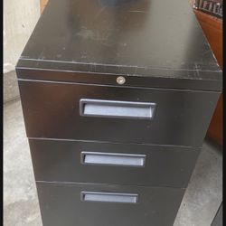 HON Brigade 3-Drawer Vertical File Cabinet, Mobile/Pedestal, Letter, Charcoal, 19.88"D